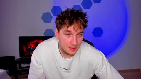 Chris Tyson online show from 4, 4, 2026