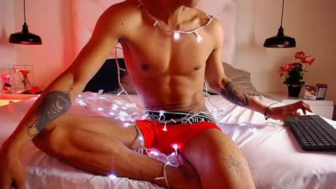 Chris Weell online show from 23, 12, 2024