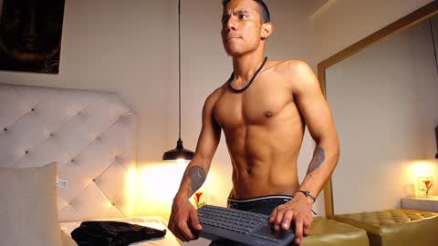 Chris Weell online show from 15, 1, 2025