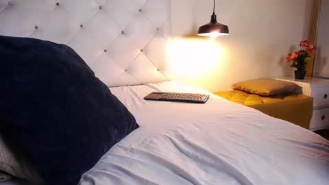 Chris Weell online show from 16, 2, 2025