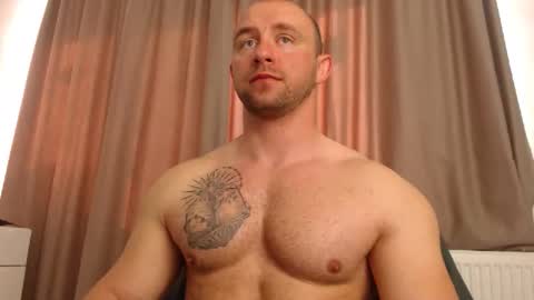 Snapshot of chrisbigbiceps chatting on 3, 5, 2026 chrisbigbiceps online show from 3, 5, 2026