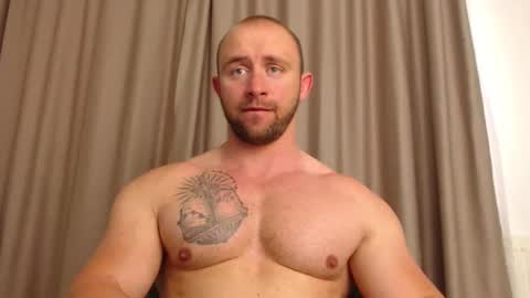 Snapshot of chrisbigbiceps chatting on 27, 5, 2026 chrisbigbiceps online show from 27, 5, 2026