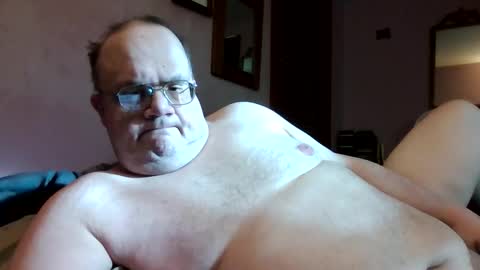 Snapshot of chrismini312 chatting on 14, 4, 2026 Chris The Jerk Off King online show from 14, 4, 2026