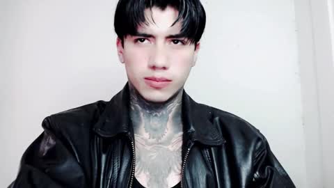 Snapshot of chriss_opp chatting on 20, 9, 2025 CHRIS  INDEPENT MODEL online show from 20, 9, 2025