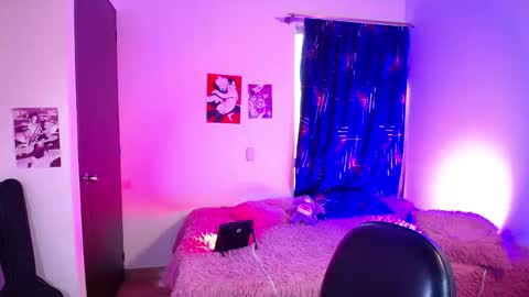 Christian Wang online show from 6, 3, 2026