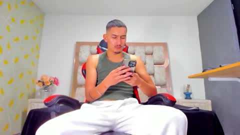 chrissevanss online show from 8, 2, 2026