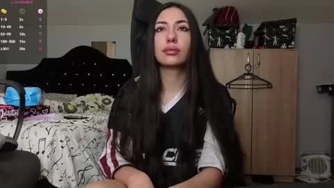 Chrissy online show from 14, 4, 2026