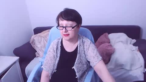 Snapshot of christarose chatting on 19, 4, 2026 Christa online show from 19, 4, 2026