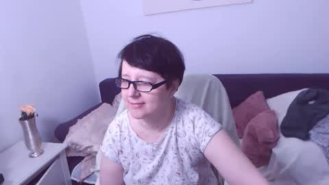 Snapshot of christarose chatting on 24, 4, 2026 Christa online show from 24, 4, 2026
