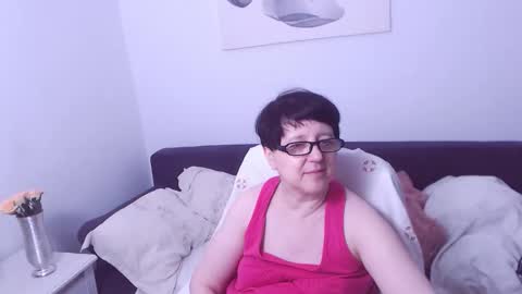 Snapshot of christarose chatting on 14, 5, 2026 Christa online show from 14, 5, 2026