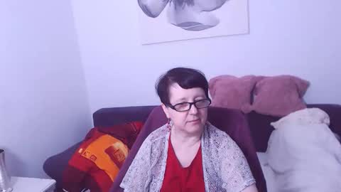 Snapshot of christarose chatting on 18, 5, 2026 Christa online show from 18, 5, 2026