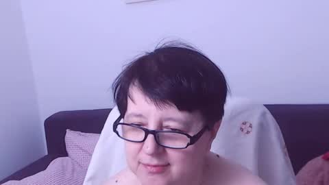 Snapshot of christarose chatting on 27, 5, 2026 Christa online show from 27, 5, 2026