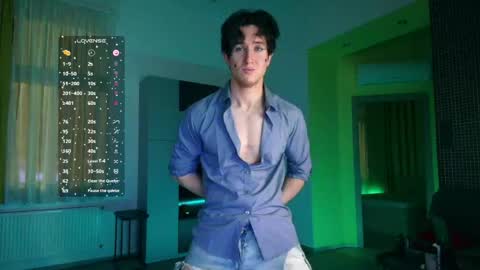 Snapshot of christianlevine_ chatting on 7, 5, 2026 UPVOTE ME ------ ILL DO SOMETHING FOR FREE online show from 7, 5, 2026