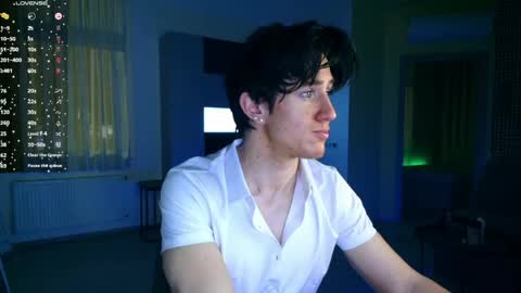 Snapshot of christianlevine_ chatting on 8, 5, 2026 UPVOTE ME ------ ILL DO SOMETHING FOR FREE online show from 8, 5, 2026