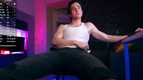Snapshot of christianlevine_ chatting on 13, 6, 2026 UPVOTE ME ------ ILL DO SOMETHING FOR FREE online show from 13, 6, 2026