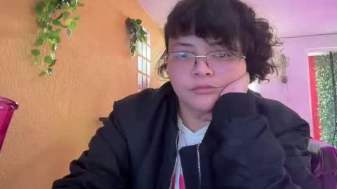 Snapshot of christianvalles chatting on 6, 1, 2025 christianvalles online show from 6, 1, 2025