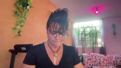 Snapshot of christianvalles chatting on 15, 1, 2025 christianvalles online show from 15, 1, 2025