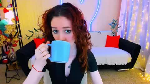 Snapshot of christinaconteeree chatting on 27, 4, 2026 christinaconteeree online show from 27, 4, 2026