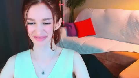 Snapshot of christinaconteeree chatting on 7, 5, 2026 christinaconteeree online show from 7, 5, 2026