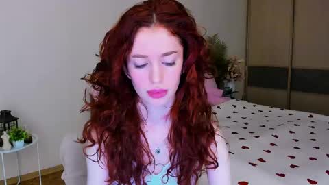 Snapshot of christinaconteeree chatting on 10, 5, 2026 christinaconteeree online show from 10, 5, 2026