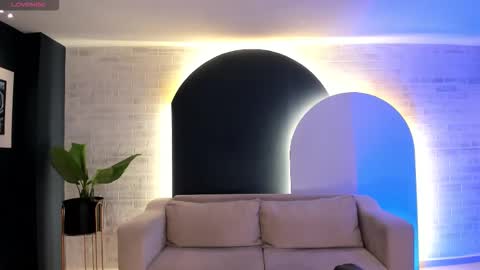 Christine Ford online show from 29, 10, 2025