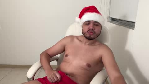 Snapshot of christopherdav chatting on 22, 12, 2024 Chris online show from 22, 12, 2024