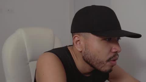 Snapshot of christopherdav chatting on 24, 12, 2024 Chris online show from 24, 12, 2024