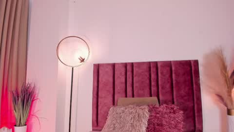 Christy online show from 25, 2, 2025