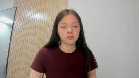 Snapshot of christyhryust chatting on 6, 8, 2026 christyhryust online show from 6, 8, 2026