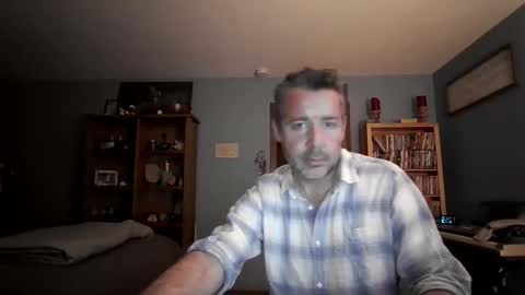 Snapshot of chrisw8121 chatting on 13, 12, 2025 chrisw8121 online show from 13, 12, 2025