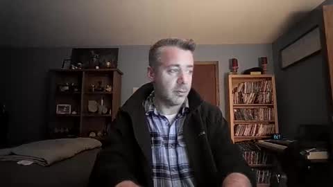 Snapshot of chrisw8121 chatting on 12, 2, 2026 chrisw8121 online show from 12, 2, 2026