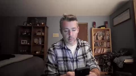 Snapshot of chrisw8121 chatting on 27, 2, 2026 chrisw8121 online show from 27, 2, 2026