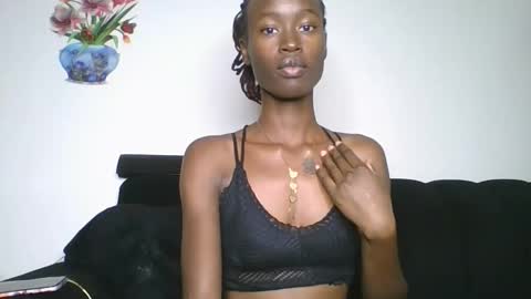 Snapshot of chroe22 chatting on 1, 2, 2026 chroe22 online show from 1, 2, 2026