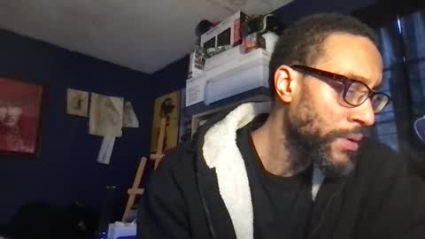 Snapshot of chronicle_of_biddick chatting on 5, 1, 2026 Vinny.D online show from 5, 1, 2026