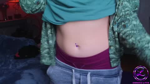 Snapshot of chroniclove chatting on 5, 3, 2025 Marley online show from 5, 3, 2025