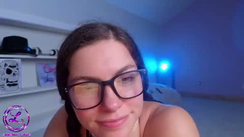 Snapshot of chroniclove chatting on 19, 6, 2026 Marley online show from 19, 6, 2026