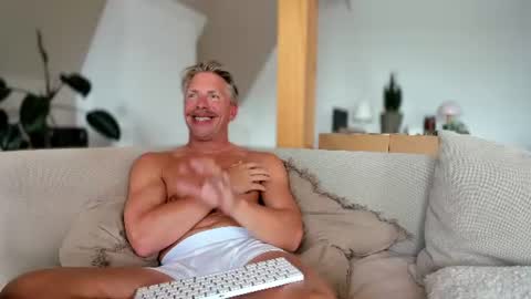 Snapshot of chrsbang chatting on 17, 6, 2026 ChrisBang online show from 17, 6, 2026