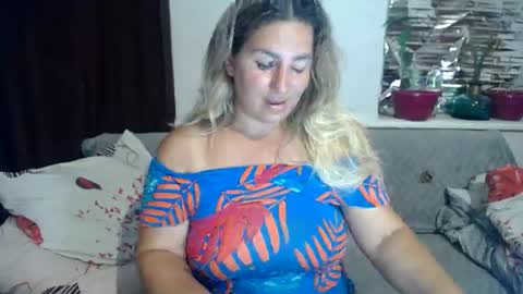 Snapshot of chrystalbella chatting on 5, 8, 2026 Diana online show from 5, 8, 2026