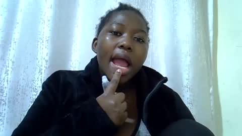 Snapshot of chubby_queenie07 chatting on 23, 4, 2026 DivaDee online show from 23, 4, 2026