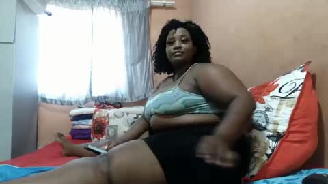 Snapshot of chubbybunnsv chatting on 5, 2, 2026 chubbybunnsv online show from 5, 2, 2026