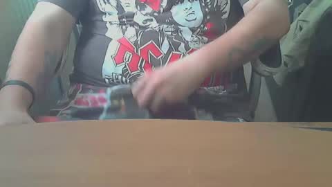 Snapshot of chunkisgreat chatting on 5, 2, 2025 chunkisgreat online show from 5, 2, 2025