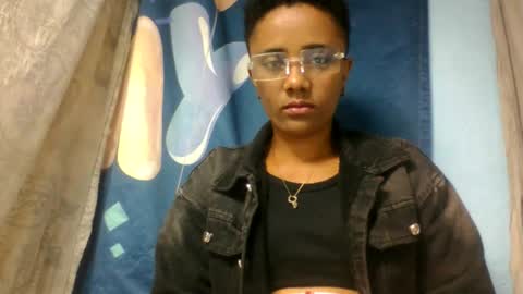 Snapshot of ciciazzhh chatting on 28, 5, 2026 ciciazzhh online show from 28, 5, 2026