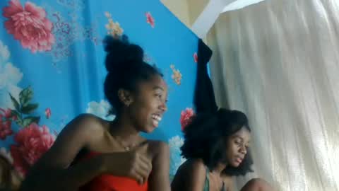 Snapshot of ciciazzhh chatting on 21, 6, 2026 ciciazzhh online show from 21, 6, 2026