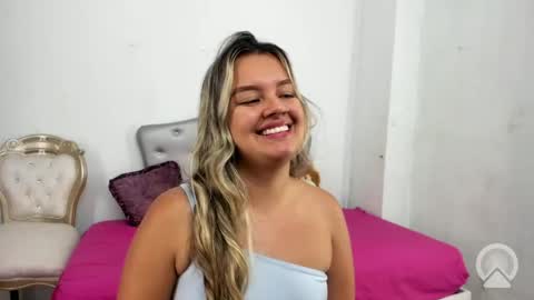 Snapshot of cielo_sky_blue chatting on 31, 5, 2026 Azul online show from 31, 5, 2026