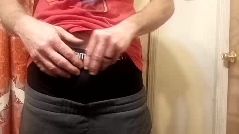 Snapshot of ciestep8216 chatting on 11, 2, 2025 ciestep8216 online show from 11, 2, 2025