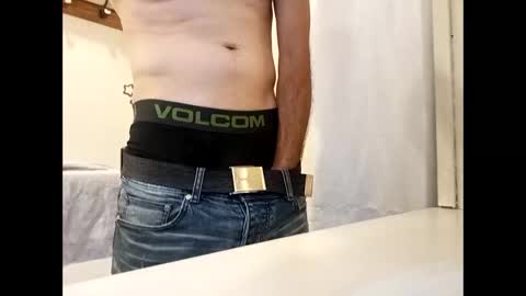 Snapshot of ciestep8216 chatting on 28, 10, 2025 ciestep8216 online show from 28, 10, 2025