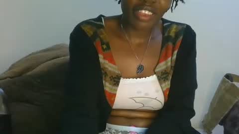 cilia petite online show from 3, 2, 2026