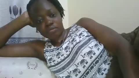 cilia petite online show from 16, 2, 2026