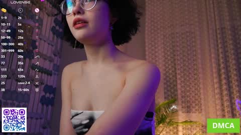 Snapshot of cinacandy chatting on 5, 2, 2026 L online show from 5, 2, 2026