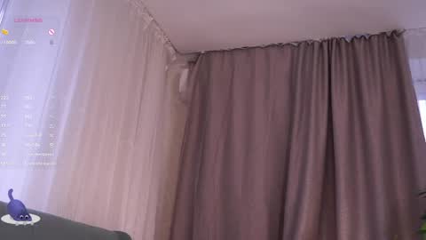 Snapshot of cinacandy chatting on 27, 4, 2026 L online show from 27, 4, 2026